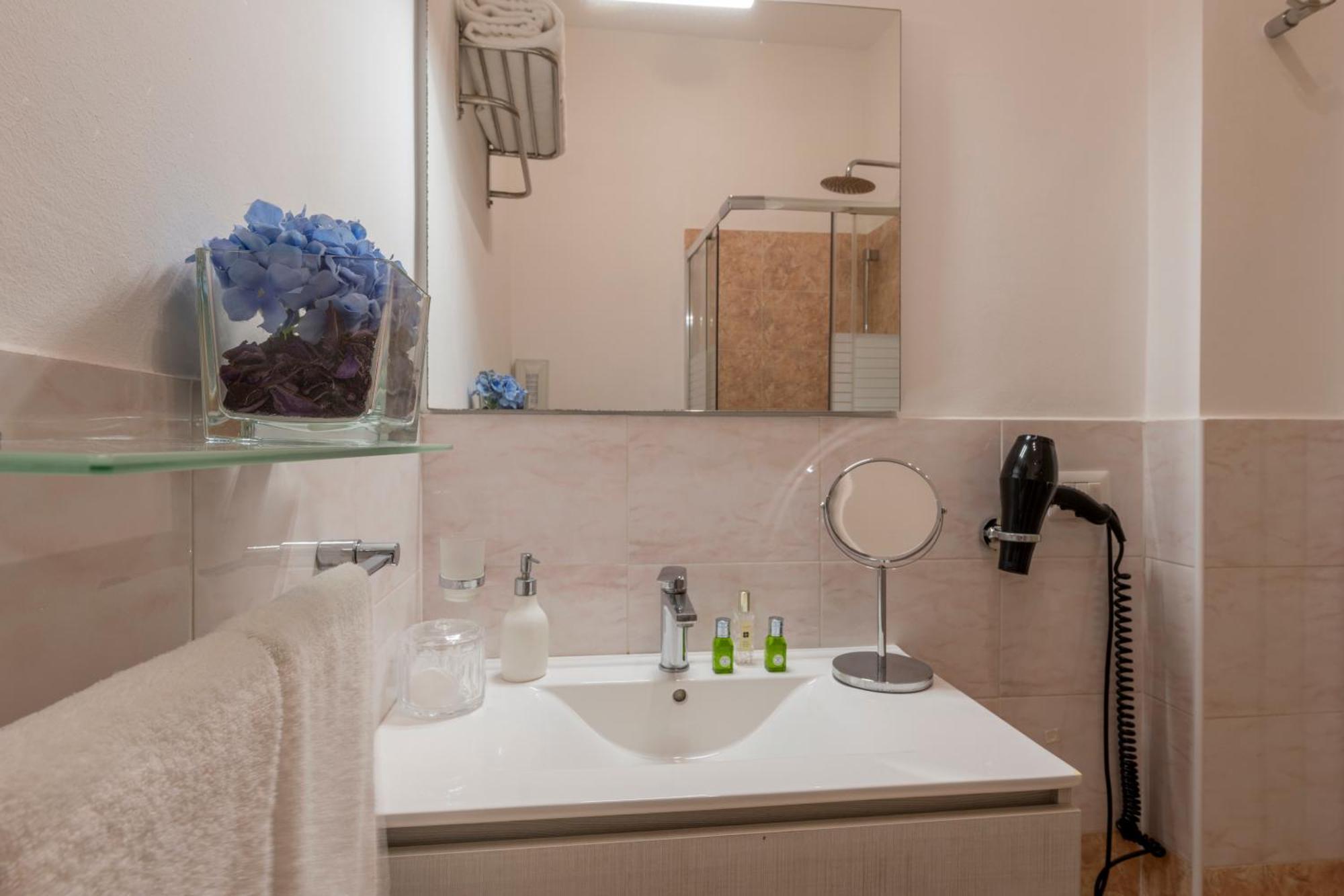 B&B Home Flowers Milano Εξωτερικό φωτογραφία